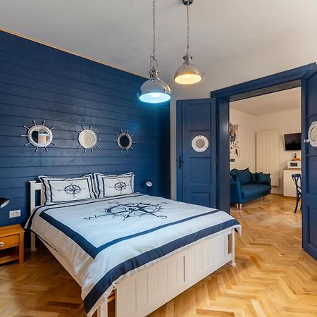 Luxurious Apartment In Old Town - Ultra Central Braszów Zewnętrze zdjęcie